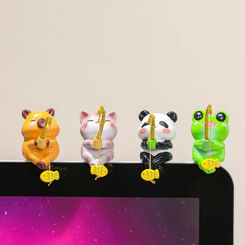 Figuritas pescadoras: gato, rana, panda y capibara