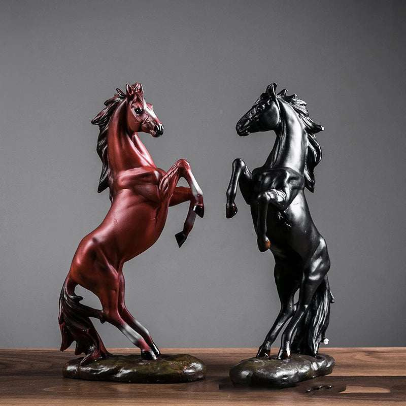 Escultura de caballo de resina