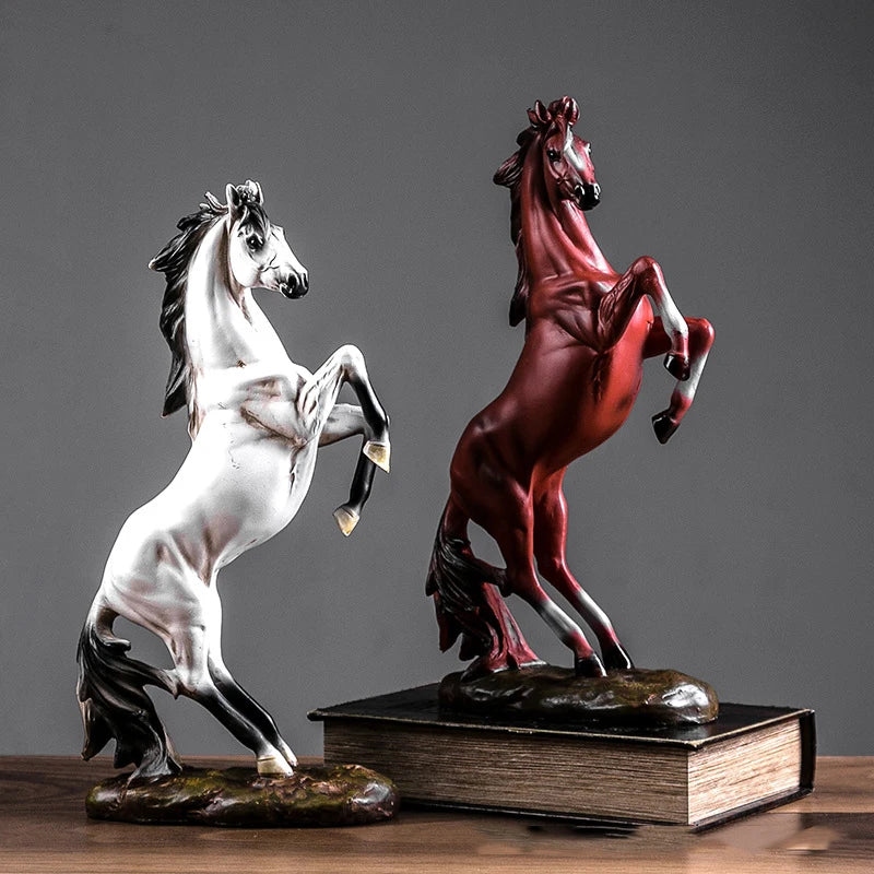 Escultura de caballo de resina